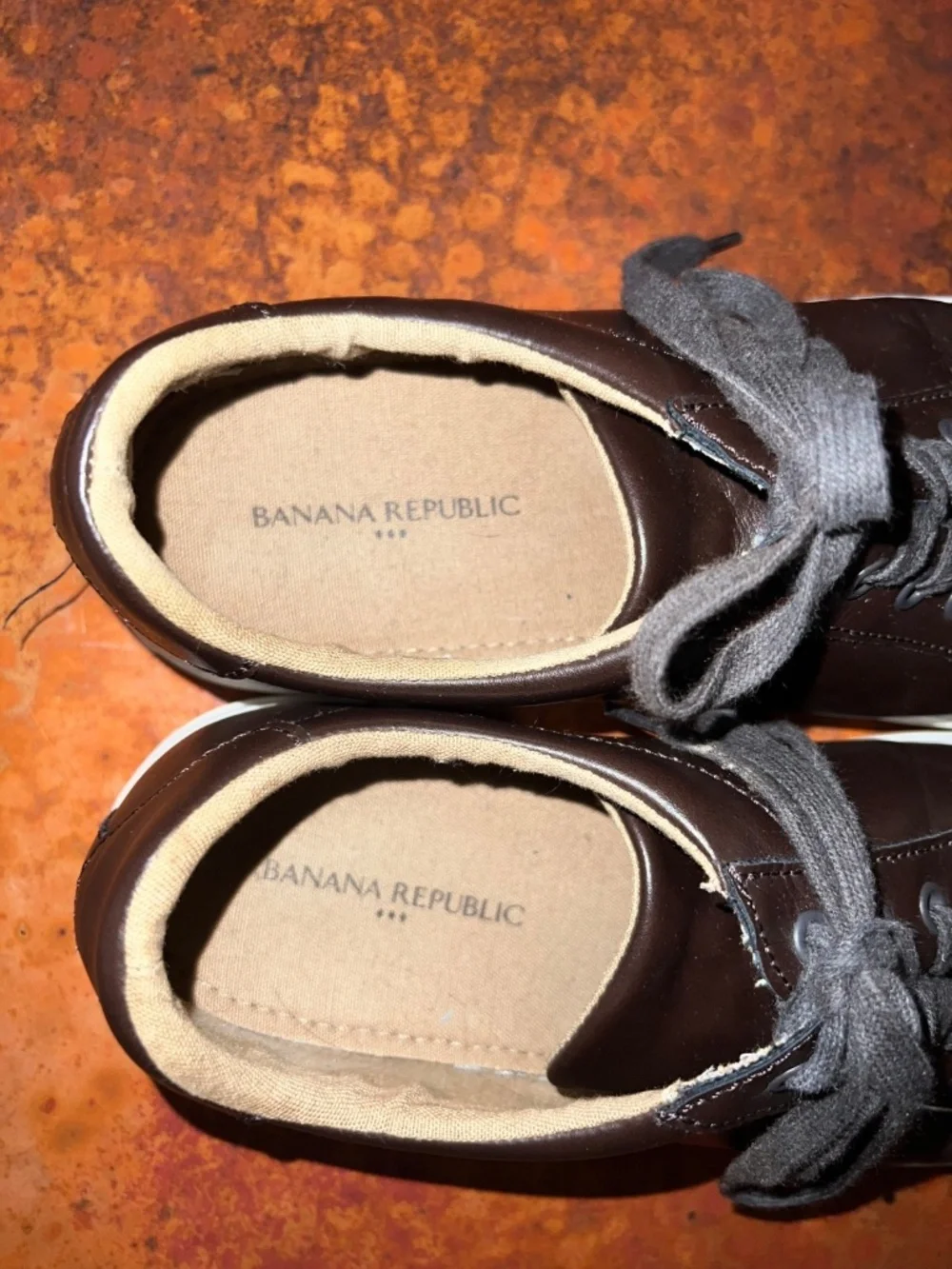 Men's Banana Republie Vegan Leather Sneakers Dark Brown Size 10